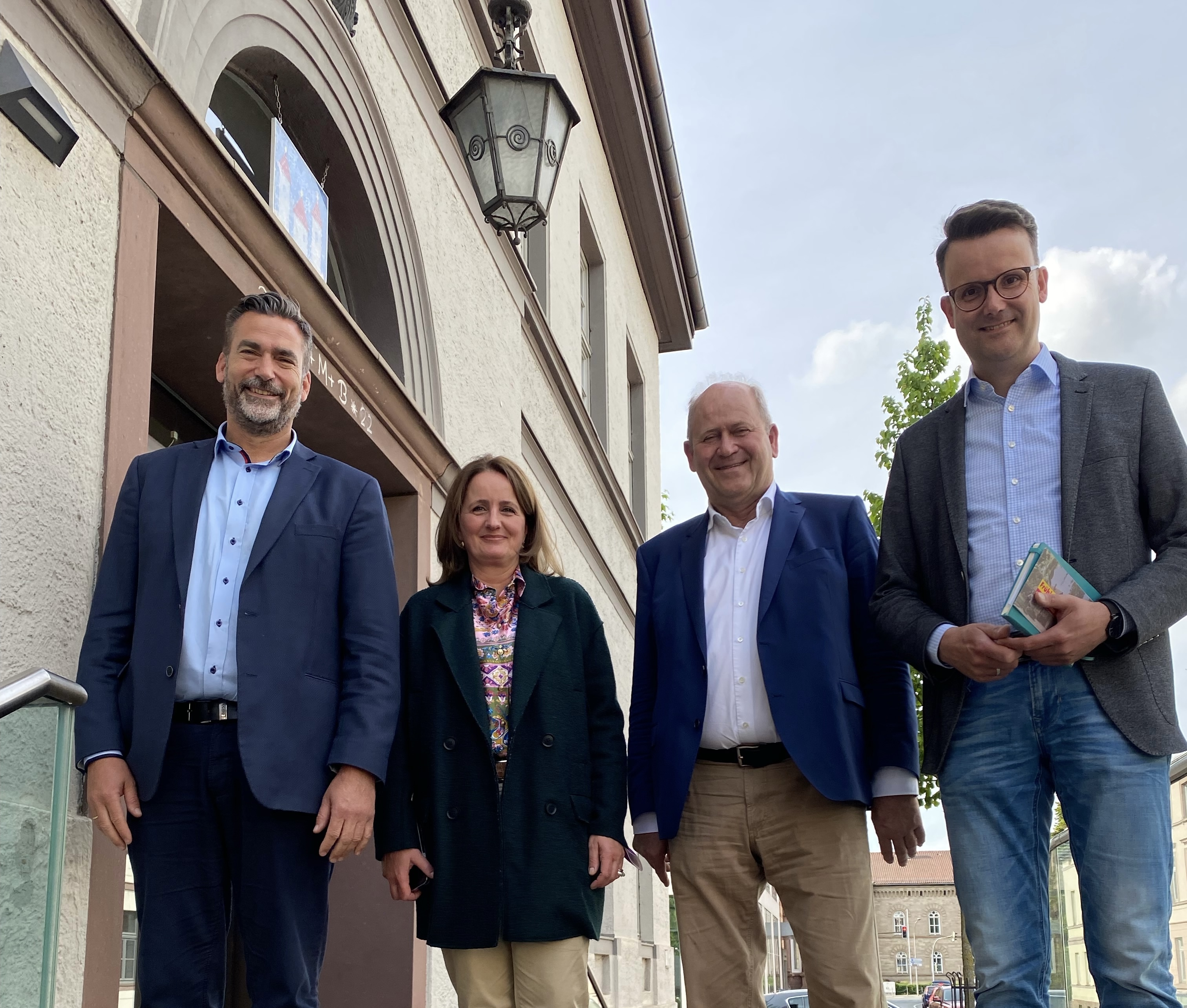 Belke Besuch Grascha, Grupe