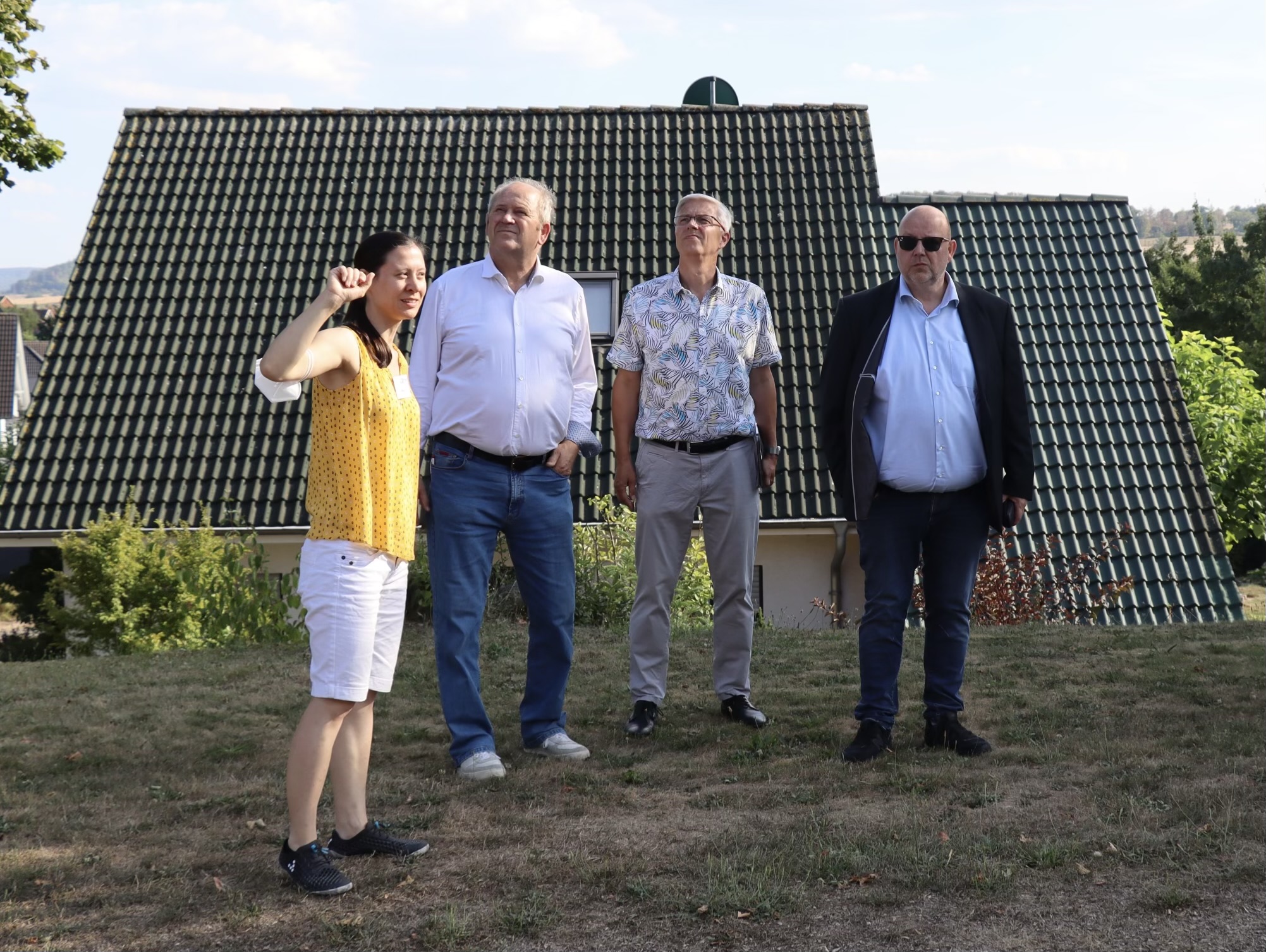 FDP-Abgeordnete Olaf in der Beek MdB und Hermann Grupe MdL besuchen ISFH